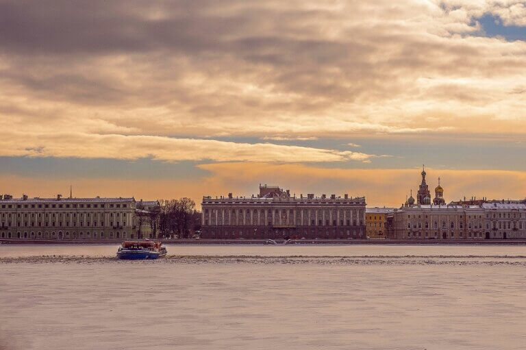 The 14 Best Things to Do in Saint-Petersburg, Russia