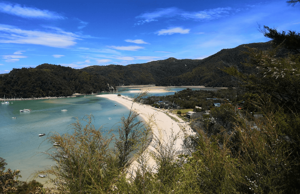 A beautiful beach in the Abel Tasman National Park on New Zealand's South Island