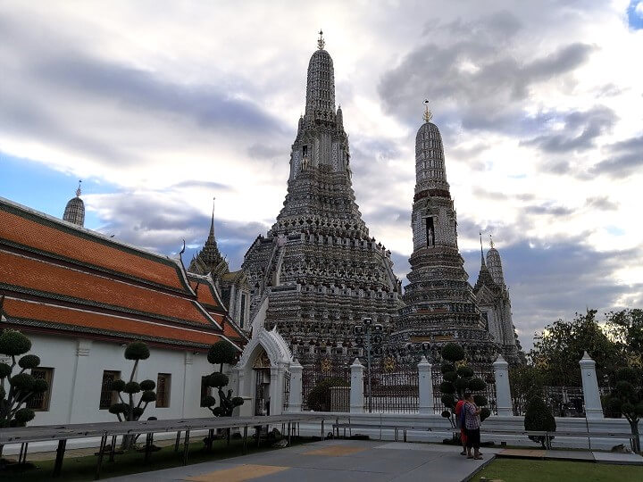 Wat Arun on a slightly cloudy day
