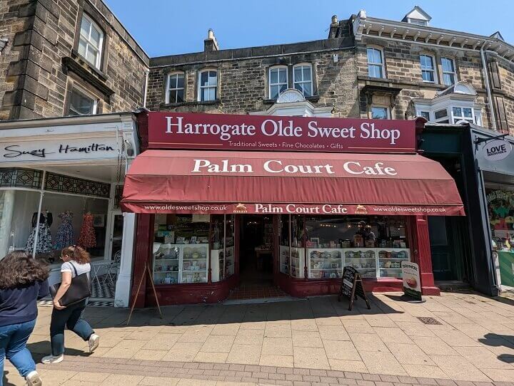 Harrogate Olde Sweet Shop frontage