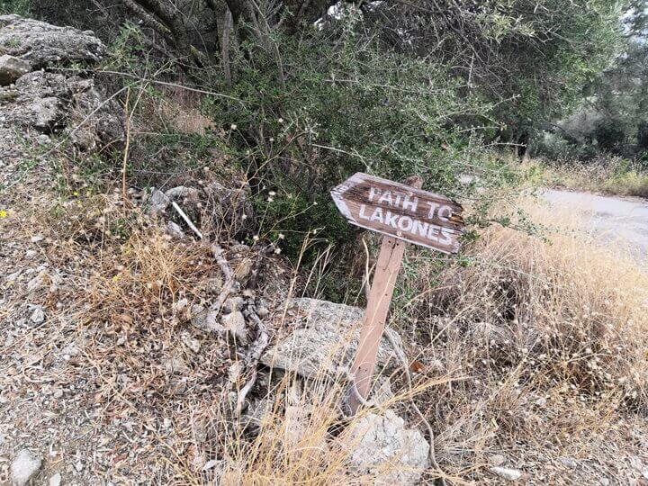 The sign marking the start of the donkey path from Paleokastritsa to Lakones.